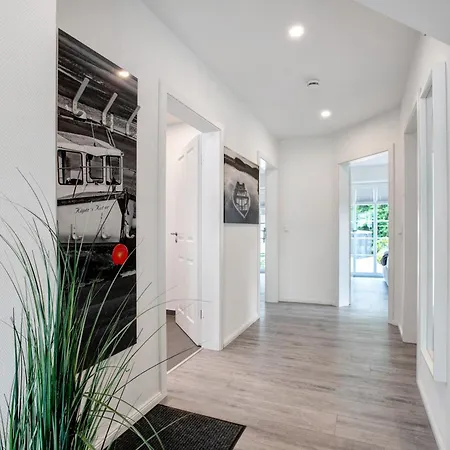 Kaeptn's Huus 펜션 *