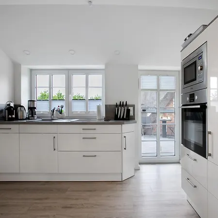 Kaeptn's Huus 펜션 *